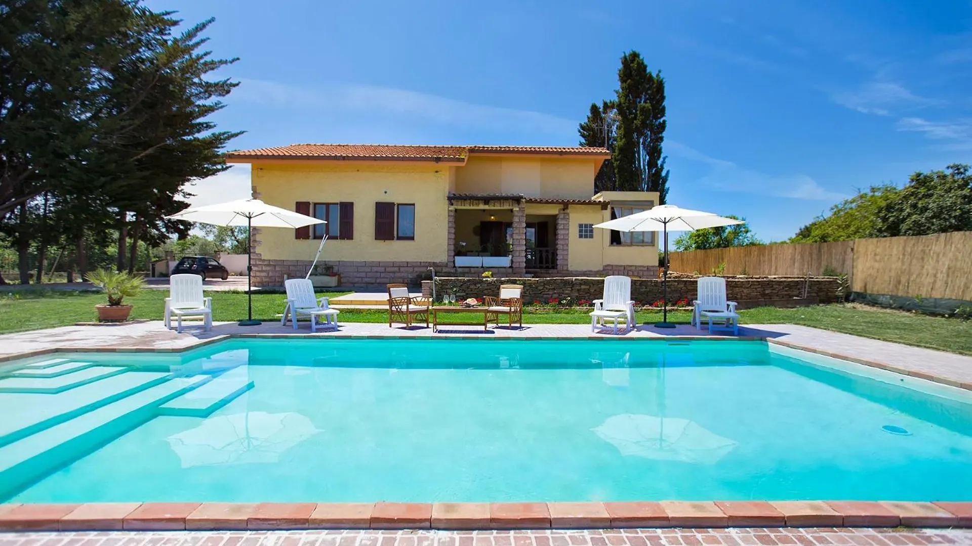 Villa Eugenie Alghero 0*,
